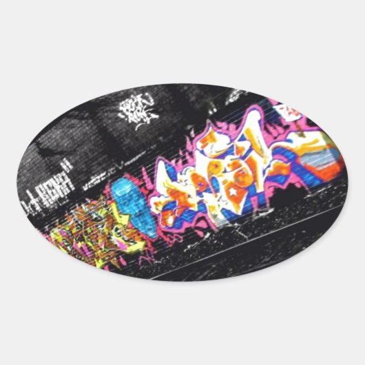 アーバングラフィティ通りアートブラック&ホワイトとカラー 楕円形シール (正面)