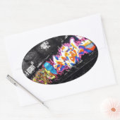 アーバングラフィティ通りアートブラック&ホワイトとカラー 楕円形シール (封筒)