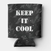 アーバングレーカモフラージパタクールン 缶クーラー (正面)