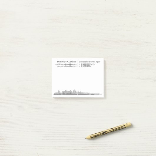 アーバ実在ンエステートパーソナライズされたPost-It®メモ ポストイット (デスク上)