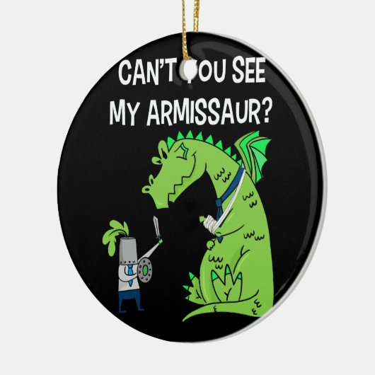 アーミッサーの腕の手首の傷が見えない セラミックオーナメント (左)