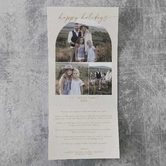 アーモダンチ |クリームハッピーホリデーズフォトコラージュ 三つ折りクリスマスカード