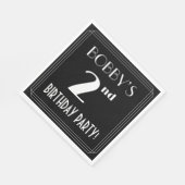 アールデコで第2の誕生日パーティーを見る名前をカスタムする スタンダードランチョンナプキン (角)