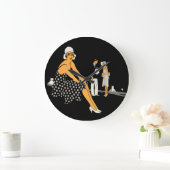 アールデコの女性は水玉模様の黒に蹄鉄を打ちます ラージ壁時計 (ホーム)