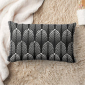 アールデコの羽パターン、銀製灰色および黒 ランバークッション (ブランケット)