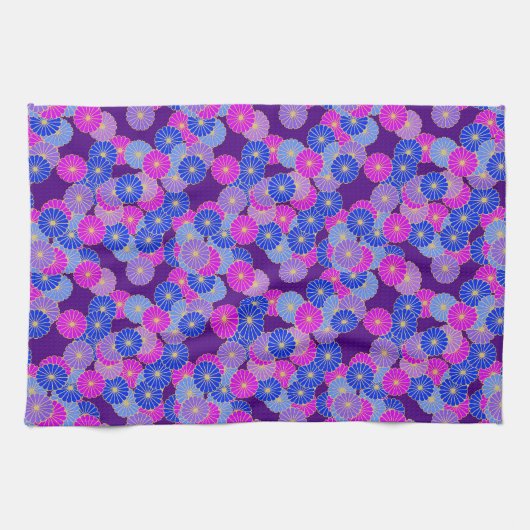 アールデコの花のパターン – 紫、青、紫 キッチンタオル (横)