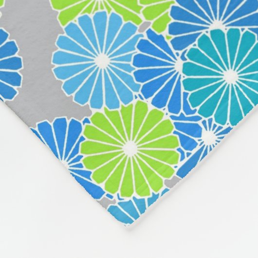 アールデコの花のパターン – 青とライムグリーン フリースブランケット (角)