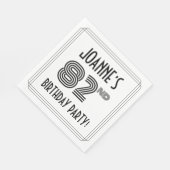 アールデコインスパイア82歳の誕生日パーティ名前をカスタムする スタンダードランチョンナプキン (角)