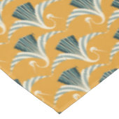 アールデコクレーン – 黄色の背景 テーブルクロス (アングル)