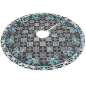 アールデコ星花ブラック – 青い弓で白 フリース ツリースカート (アングル)