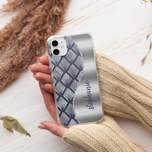 アールデコ調の芸術的なシルバーとネイビーブルーの柄 名前入り Case-Mate iPhoneケース