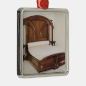 アールヌーボーのベッド1900年 メタルオーナメント (右)