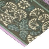 アールヌーボーのライラック、群葉の薄紫の青緑の花柄 テーブルクロス (アングル)