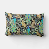 アールヌーボーの孔雀のプリント、ターコイズ及びニュートラル ランバークッション (裏面)