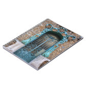 アールヌーボーひまわりドア14号。
- ノートブック (左側)