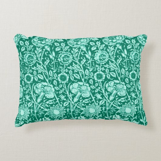 アールヌーボーカーネーションダマスク、ターコイズ&アクア アクセントクッション (正面)