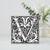 アールヌーボーフローラアルファベットモノグラムV 招待状 (スタンド正面)