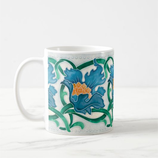 アールヌーボーフローラマジョリカフェイクレリーフ、 浮き彫りパターン コーヒーマグカップ (左)