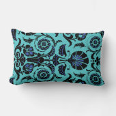 アールヌーボーフローラルパターン – ティール(緑がかった色)ブルーエレガント ランバークッション (正面)