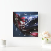 ア白熱［赤熱］光を放つメリカ国旗/自由の国 スクエア壁時計 (ホーム)