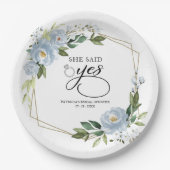 イエスと言った ダスティーブルー 幾何学模様の ブライダルシャワー ペーパープレート (正面)