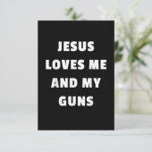 イエスは私と私の銃のシャツを愛している – JesのTシャツ 出欠カード (スタンド正面)