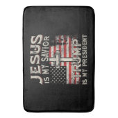 イエスは私の救い主であり、トランプは私の大統領アメリカ人である バスマット (正面縦)