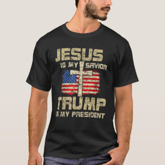 イエスは私の救い主であり、トランプは私の男性へ大統領 Tシャツ
