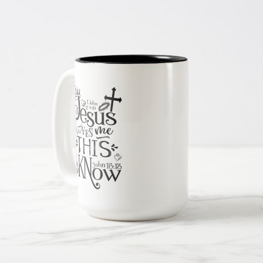 イエスは私を愛するキリスト教の信仰引用文ブラック ツートーンマグカップ (正面左)
