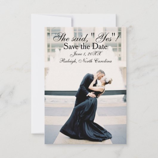 「イエス」と彼女は言った - 3x5 結婚式の日程お知らせカード 招待状 (正面)