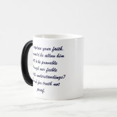 イエス・キリストの神はあなたの信頼を要求します。  彼…なぜか モーフィングマグカップ (正面左)