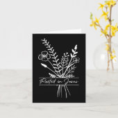 イエス・キリスト教の復活祭の宗教的な日に根づいている カード (黄色い花)