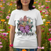 イエス・バウ聴診器フローラを愛するナース Tシャツ