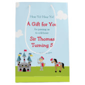 イエブロンドかわいい騎士の誕生日パーティーを聞く ミディアムペーパーバッグ (正面)