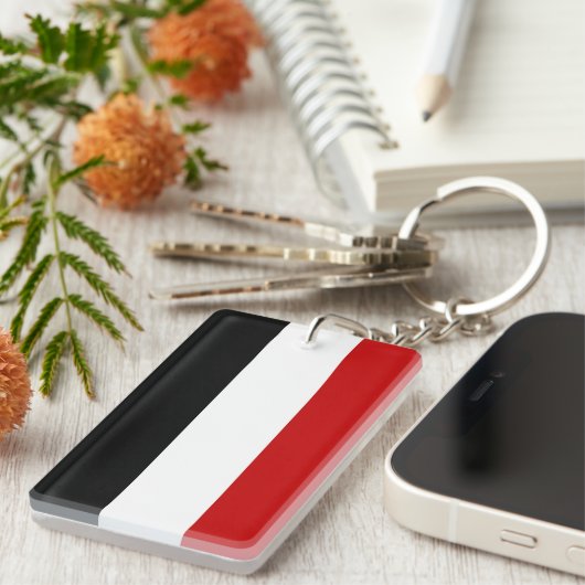 イエメンの国の長い旗の国家の記号の名前 キーホルダー (正面右)
