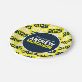 イエローとネイビーブルーのパーソナライズされた卒業 ペーパープレート (アングル)