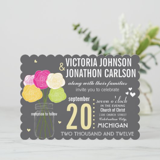 イエローとピンクのローズモダンタイポグラフィ結婚ズ 招待状 (スタンド正面)