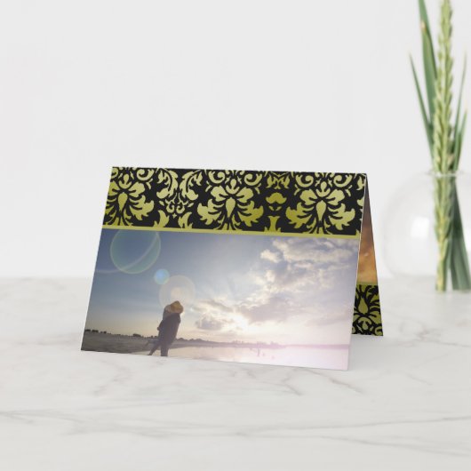 イエローとブラックのダマスクウェディング招待状 招待状 (裏面)