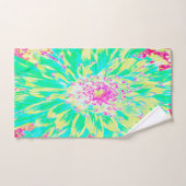 イエローとマゼンタの装飾用ダリア花 バスタオルセット (ハンドタオル)