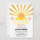イエローのストライプ ここに息子がやってくる ベビーシャワー 招待状 (正面)