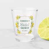 イエローの花が咲き誇る春のブライダルシャワー ショットグラス (正面)