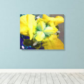 イエローアイリスキャンバス キャンバスプリント (インサイチュ (ウッドフロア))