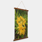 イエローアザレア開花フローラ 吊り下げ型タペストリー (傾斜あり)