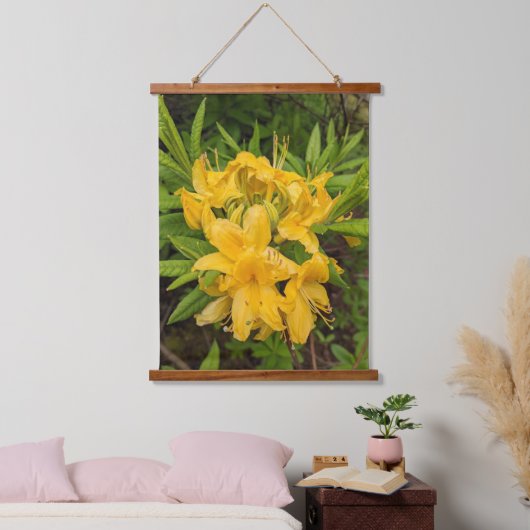 イエローアザレア開花フローラ 吊り下げ型タペストリー (寝室)