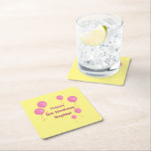 イエローアンドピンクバルーンガール誕生日紙コート スクエアペーパーコースター (インサイチュ)