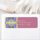 イエローグリーンブルーパープルジオメトリック ラベル (インサイチュ)