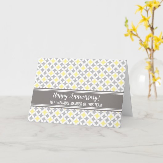 イエローグレーサークル従業員の記念日 カード (黄色い花)