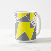 イエローグレーシェブロンストライプ幾何学模様 コーヒーマグカップ (正面右)