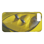 イエローコルベットZ06ヘッドライト閉じる Case-Mate iPhoneケース (裏面(横))