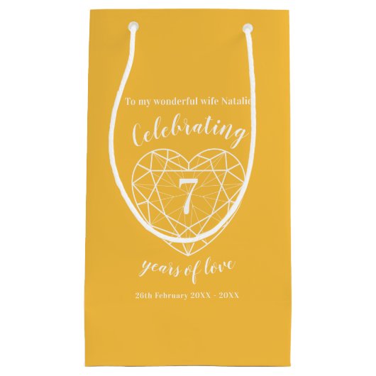 イエローサファイアアニバーサリー7年の妻抱き枕 スモールペーパーバッグ (正面)
